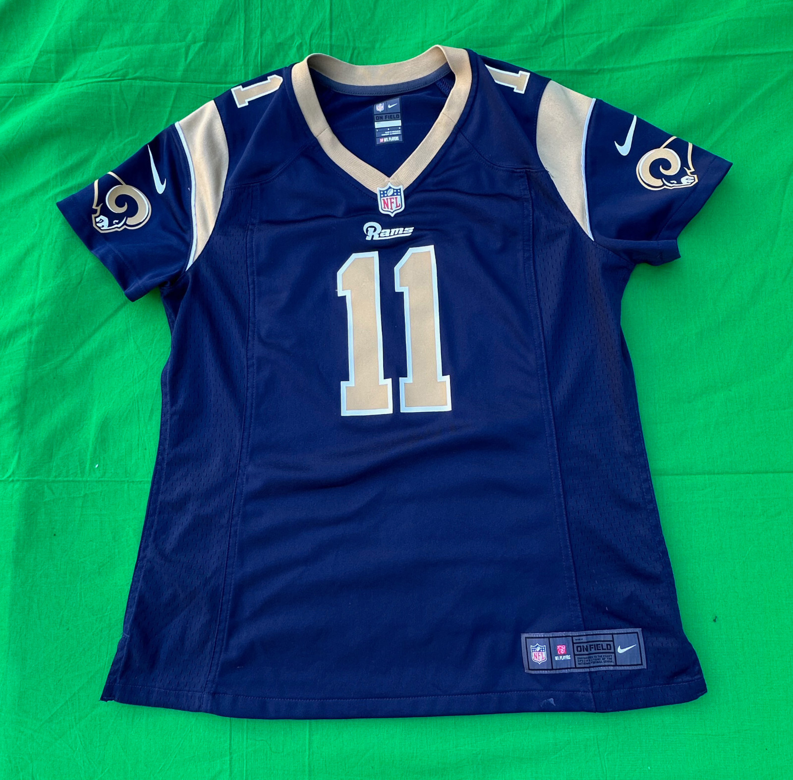 Picture 1 of 6