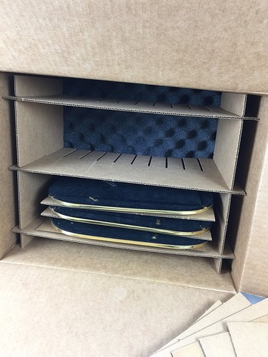 Picture Frame Shipping Storage Moving Box holds qty 10 up to 13.5"x10" - 2 PACK - Picture 3 of 4