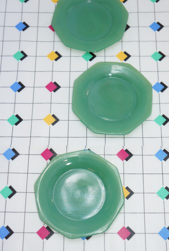 Vintage Akro Agate Jadeite Green Octagonal Children's Plate 4 1/4" SET of 3 - Picture 6 of 12