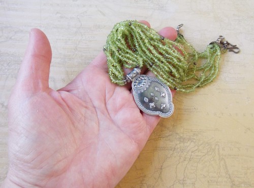 *Vintage Sterling Silver & Peridot 45cm Long Necklace- Pendant Marked '925' - Picture 8 of 8
