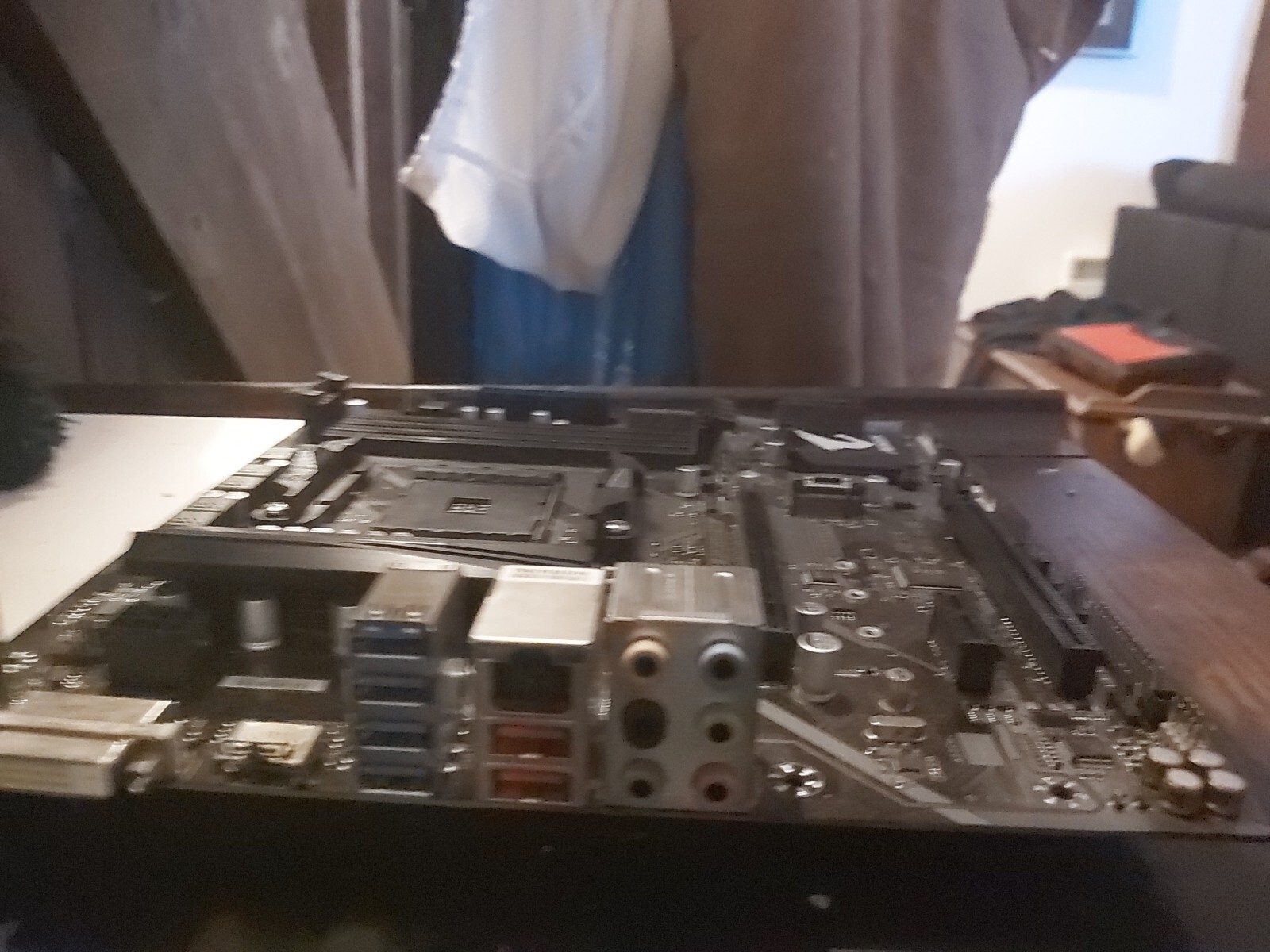 Picture 4 of 5