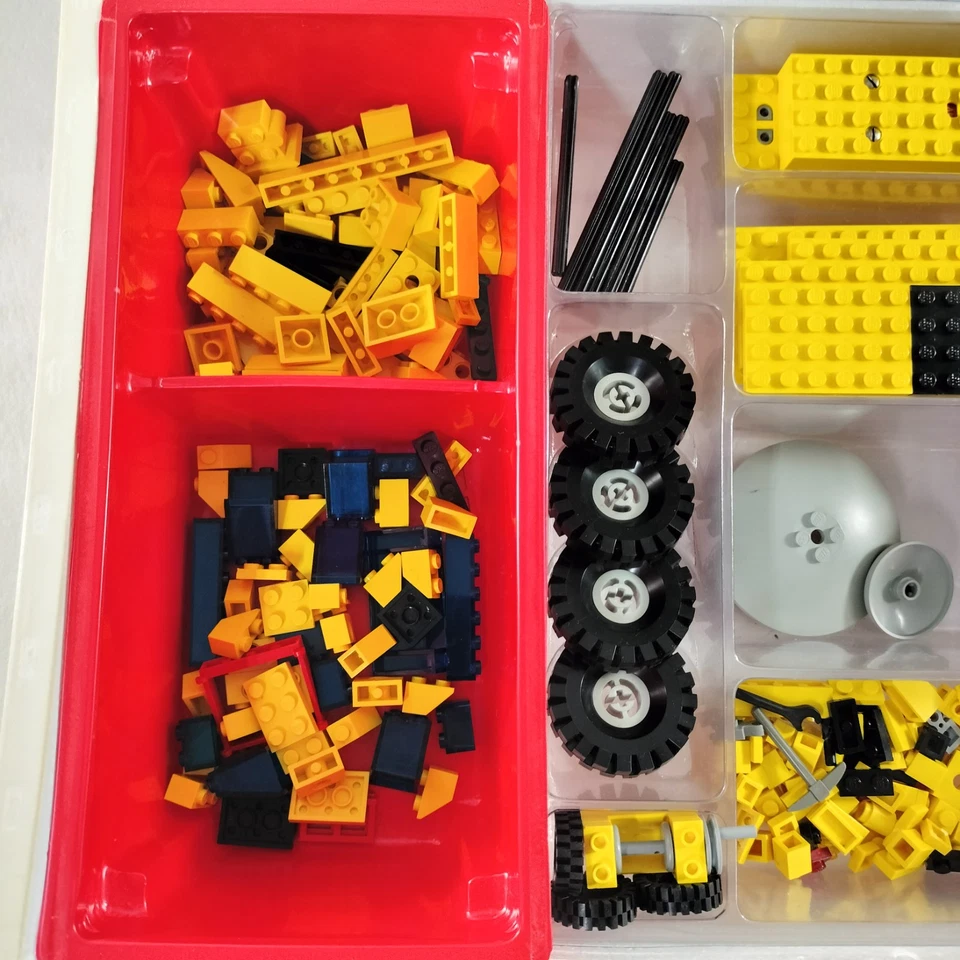 Vintage Lego Basic 744 Universal Building Set With Box Not Complete - Image 4 of 4