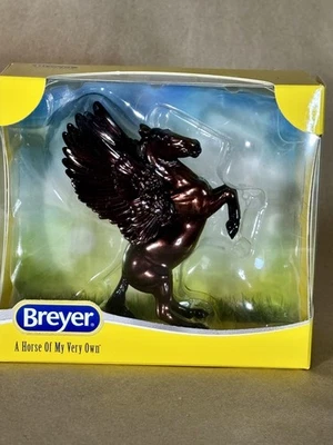 Breyer Harbringer Stablemate 2025 Collector Club Bonus Model - Image 1 of 4