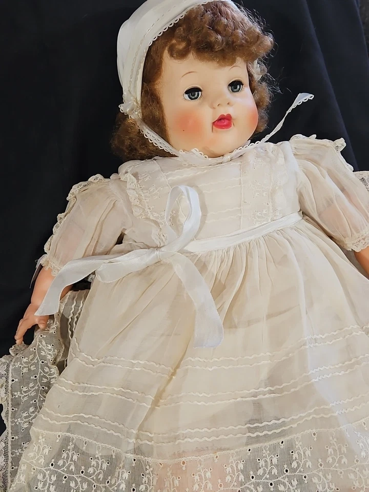Vintage IDEAL Baby Doll Sleep Eyes Wig Hair 22" Tall Dress Bonnet Booties B-23 - Image 3 of 4