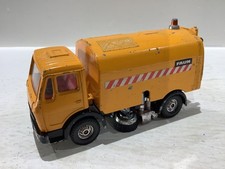 Corgi die-cast 1:50 FAUN AK433 Road Sweeper (K19)