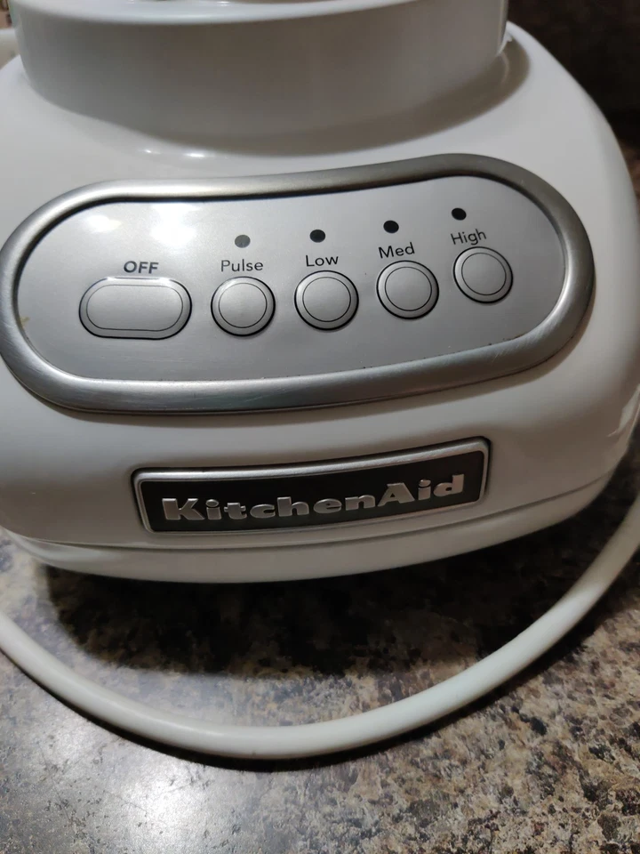 KitchenAid 4-Speed Blender Motor Base KSB540ER0 Empire Red - Image 2 of 4