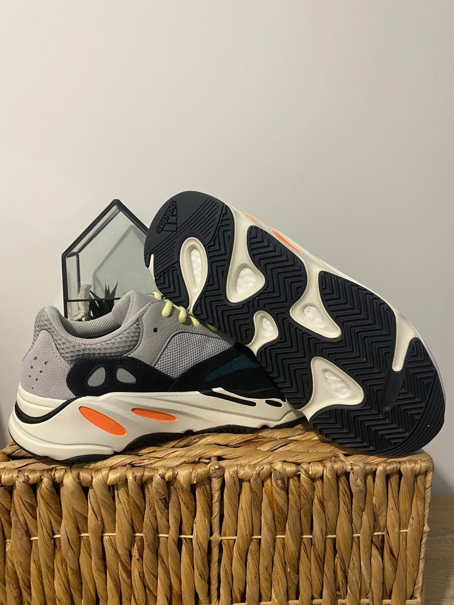 Wave Runner Yeezy Boost Femme Adidas Yeezy Boost Wave Runner 700