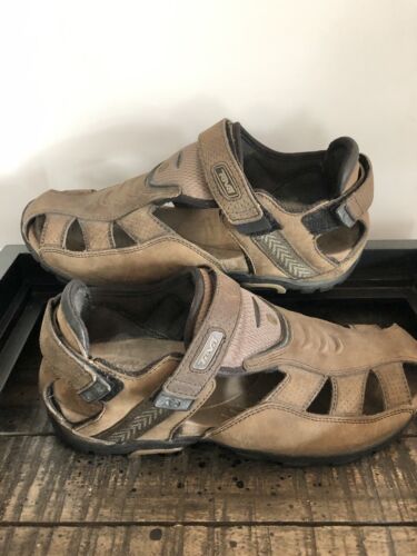 TEVAS Men's Sampago Closed Toe Sandals Sz 9.5 Brow