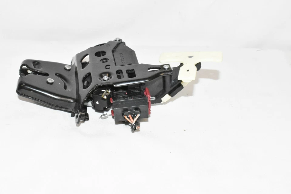 *PROBADO 25795316 06-16 Chevrolet Impala DTS actuador de bloqueo de pestillo de maletero trasero E1M03 Foto 2 de 4