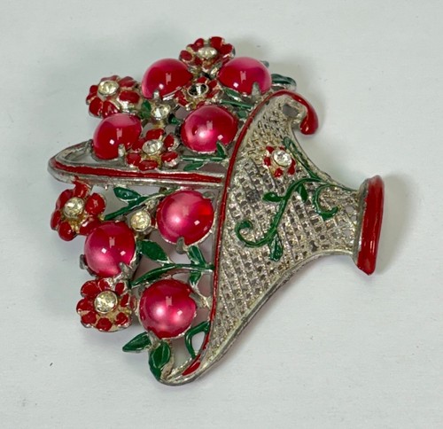 Vintage Silvertone Pink Moonglow Lucite Rhinestone / Enamel Bouquet Brooch - Picture 5 of 6