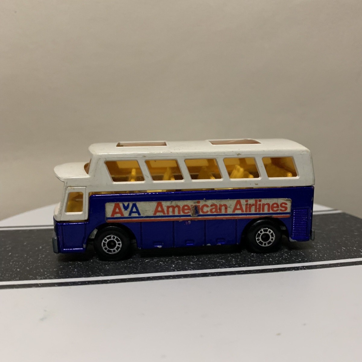 MATCHBOX 1/76 スーパーハイデッカーはとバス T-65 Matchbox Lesney Superfast #65 Airport Coach American Airlines Bus