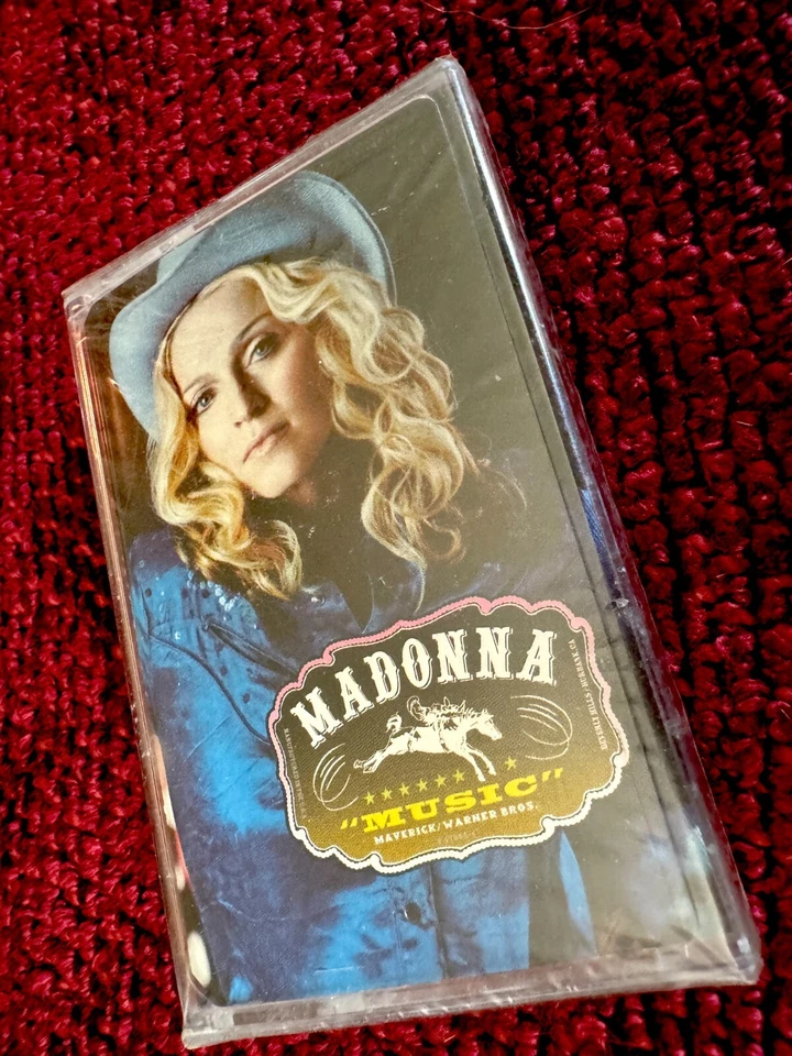 MADONNA SEALED TURKEY MUSIC STAR CASSETTE TAPE ALBUM PROMO STAR TAPE GRAPHICS LP - Image 3 of 4