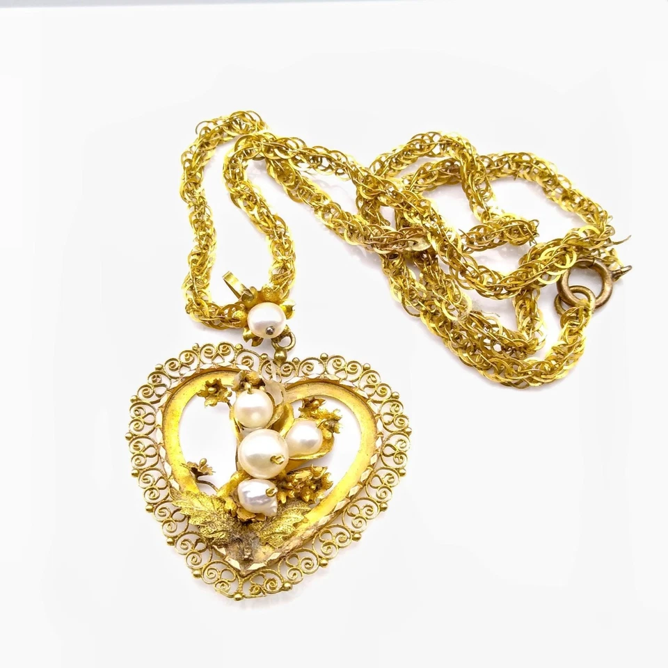 Colar pingente clássico de corações e flores com babados, coração de filigrana amarrado - Imagem 2 de 4