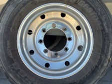 Used 9u94-1007-bb Rear Aluminum Polished 8 Lug 22.5x7.50 Wheel 2014 Newmar F53
