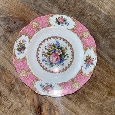 ROYAL ALBERT Fine China England LADY CARLYLE 8" Salad Plate 