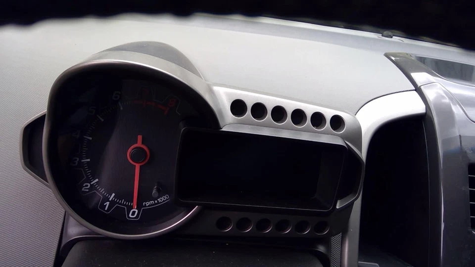 Alternador usado compatible con: Chevrolet Sonic Grade A 2014 Foto 3 de 4