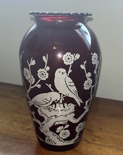 Vintage Anchor Hocking Royal Ruby Red Hoover vaso uccellini nel nido / fiori di legno di cane