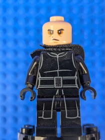 Lego Star Wars: Kylo Ren (Helmet) sw0663 Set 75104