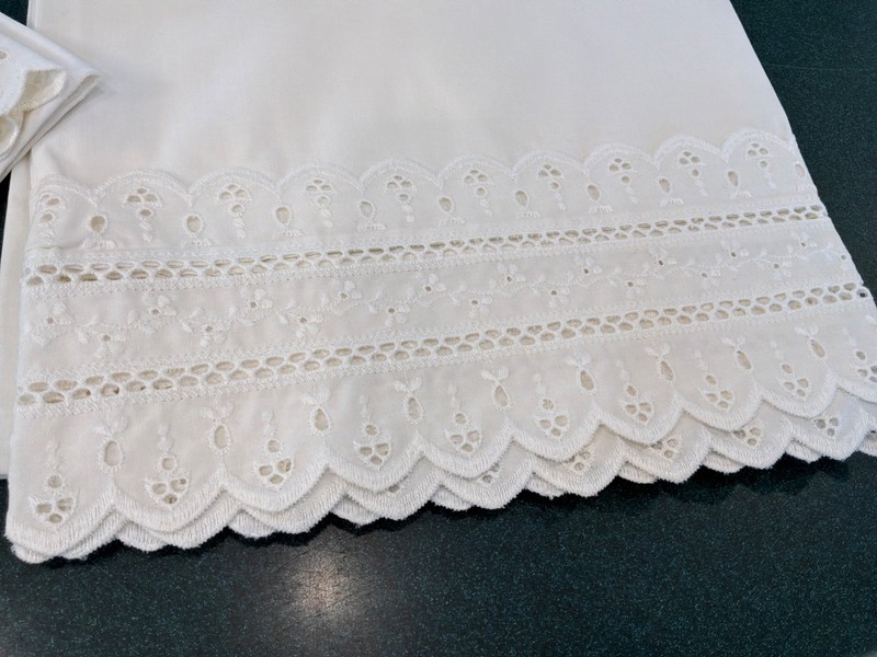 Vintage Paiar Long  White Cotton Pillowcases w/ Scalloped Eyelet Edge 34” by 20”