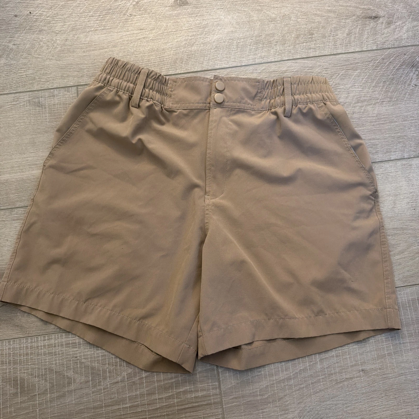 Burlebo Everyday Shorts - Desert Tan - All Over Trout Fish Pocket -Small
Opens in a new window or ta