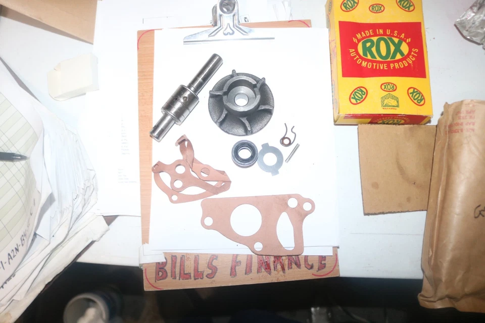 Новый из старых запасов комплект для восстановления водяного насоса USGI двигатель Dodge M37 WC PN 1692605 230 I-6 - Изображение 2 из 4