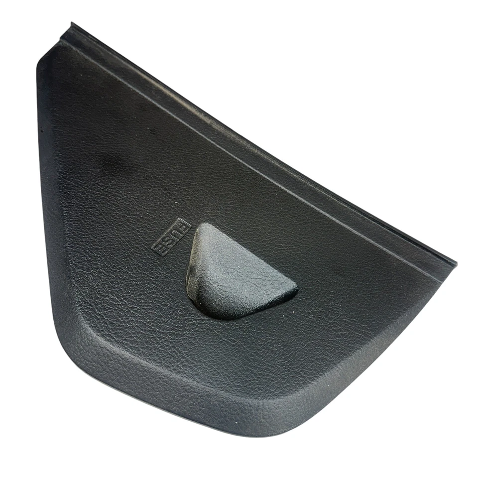 2006 Chevrolet Aveo OEM левая сторона водителя приборной панели предохранитель коробка крышка 04 05 06 07 08 - Изображение 3 из 4