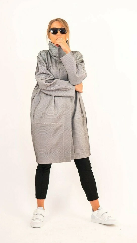 NWOT JT Collection Oversized Neoprene Black & White Coat Detachable Collar S/M - Image 3 of 4