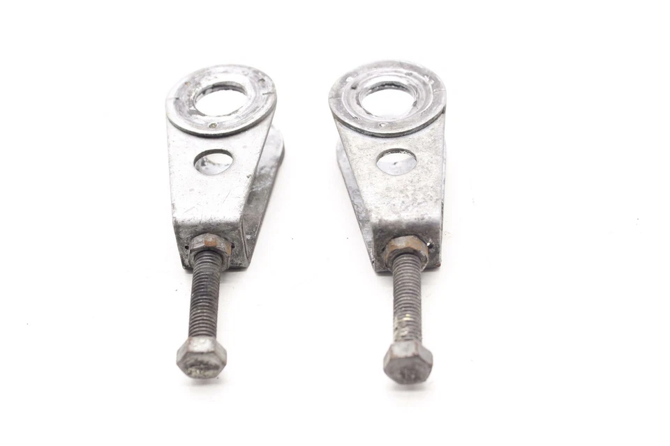 87 KAWASAKI NINJA 600R OEM SWINGARM CHAIN TENSIONER ADJUSTMENT BRACKETS R9.BX19 - Image 4 of 4