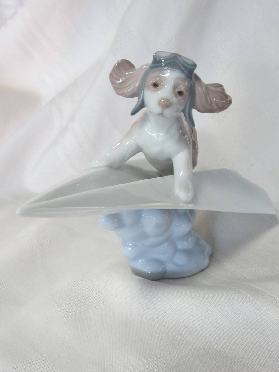 LLADRO LET'S FLY AWAY DOG FIGURUNE #6665 BRAND NIB PAPER AIRPLANE