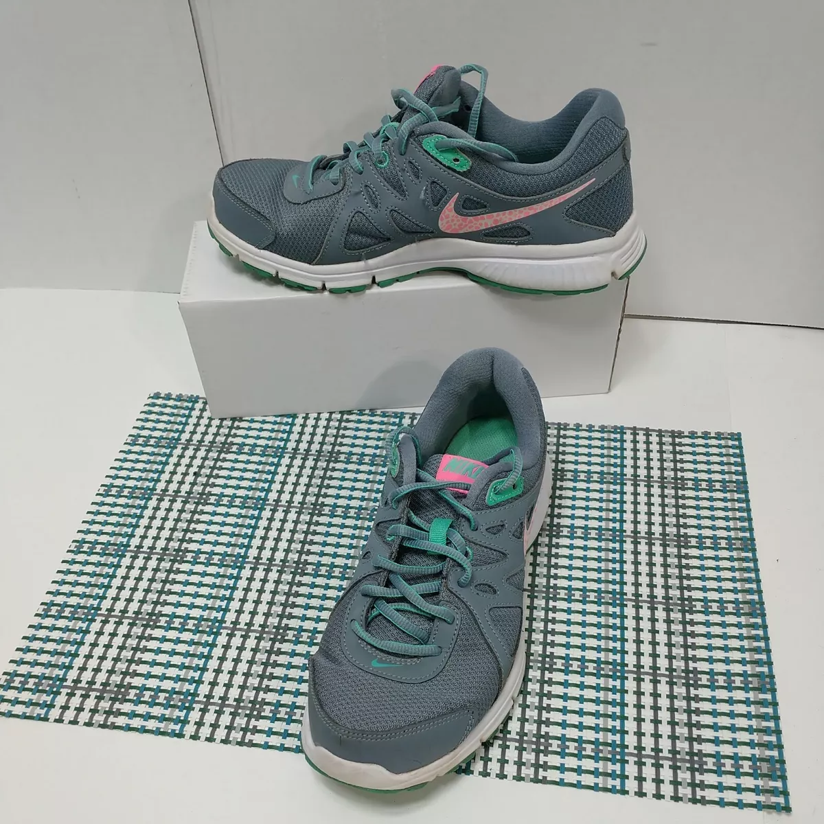 Nike women's revolution 2 shop running shoe