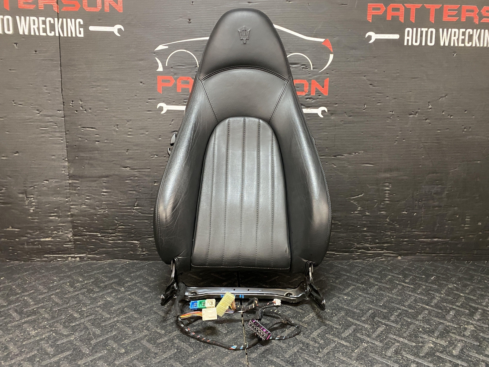 2004 MASERATI COUPE GT FRONT PASSENGER RIGHT RH SEAT UPPER BACK BLACK LEATHER