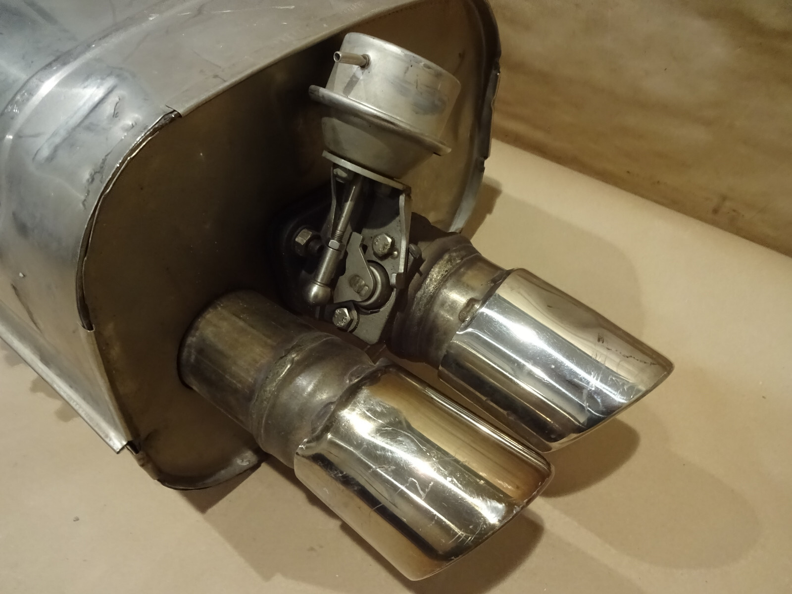 Ferrari 575M - LH Rear Muffler P/N 181798