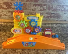 VTech Go Go Smart Wheels Ultimate RC Speedway Replacement Part Pit Stop Gears