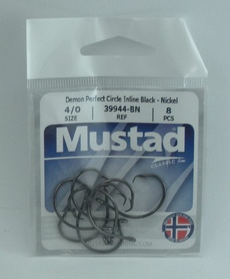 Mustad 39944BN-4/0 Schwarz Nickel Klassisch Kreis Haken 8CT Geringelt Auge