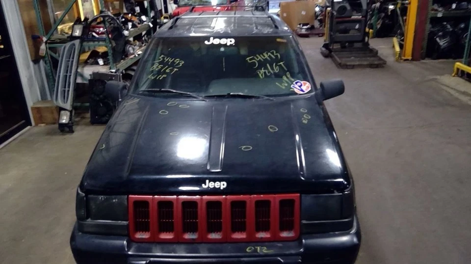 Rear Wiper Motor Fits 96-98 GRAND CHEROKEE 4019457 - Image 2 of 4