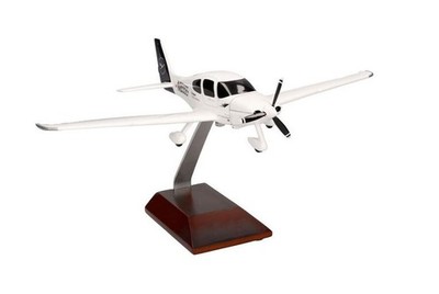 HERPA - CIRRUS SR20 Flugzeug, Lufthansa European Flight Academy - 1/40 - HER4...