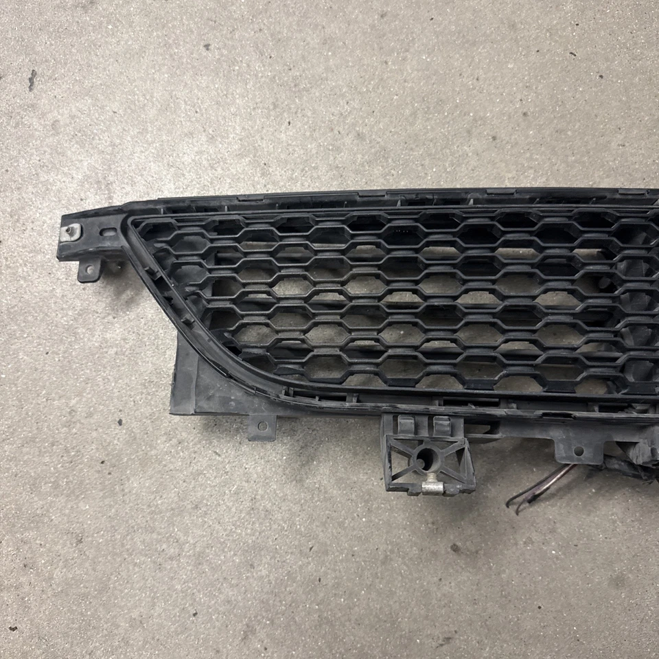 ✅ Dodge Dart 2013-2016 radiador delantero parrilla activa obturador OEM 68140950AE Foto 2 de 4