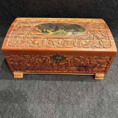 VTG CARVED WOOD DOVE TAIL HINGED MIRROR TRINKET JEWELRY DRESSER BOX 11 