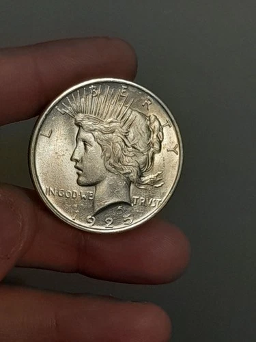 1925- P PEACE SILVER DOLLAR BU
