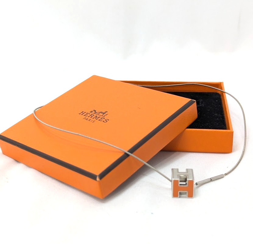⑥⑨⑩HERMESオレンジBOX(ネックレス) HERMES Cage Ash H Cube Necklace Silver Orange BOXED Authentic | eBay