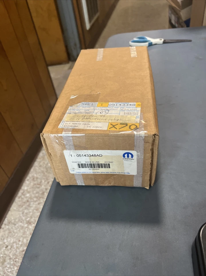 Nuevo de Lote Antiguo Dodge Ram Dakota Mitsubishi Raider Cardone Front RT Pinza de Freno OEM MOPAR Foto 2 de 4