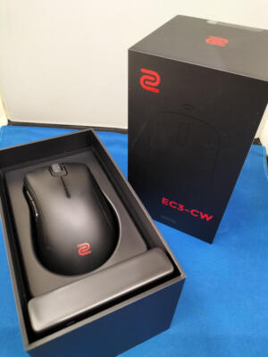 BenQ EC3-CW Wireless Gaming Mouse Good Condition Used