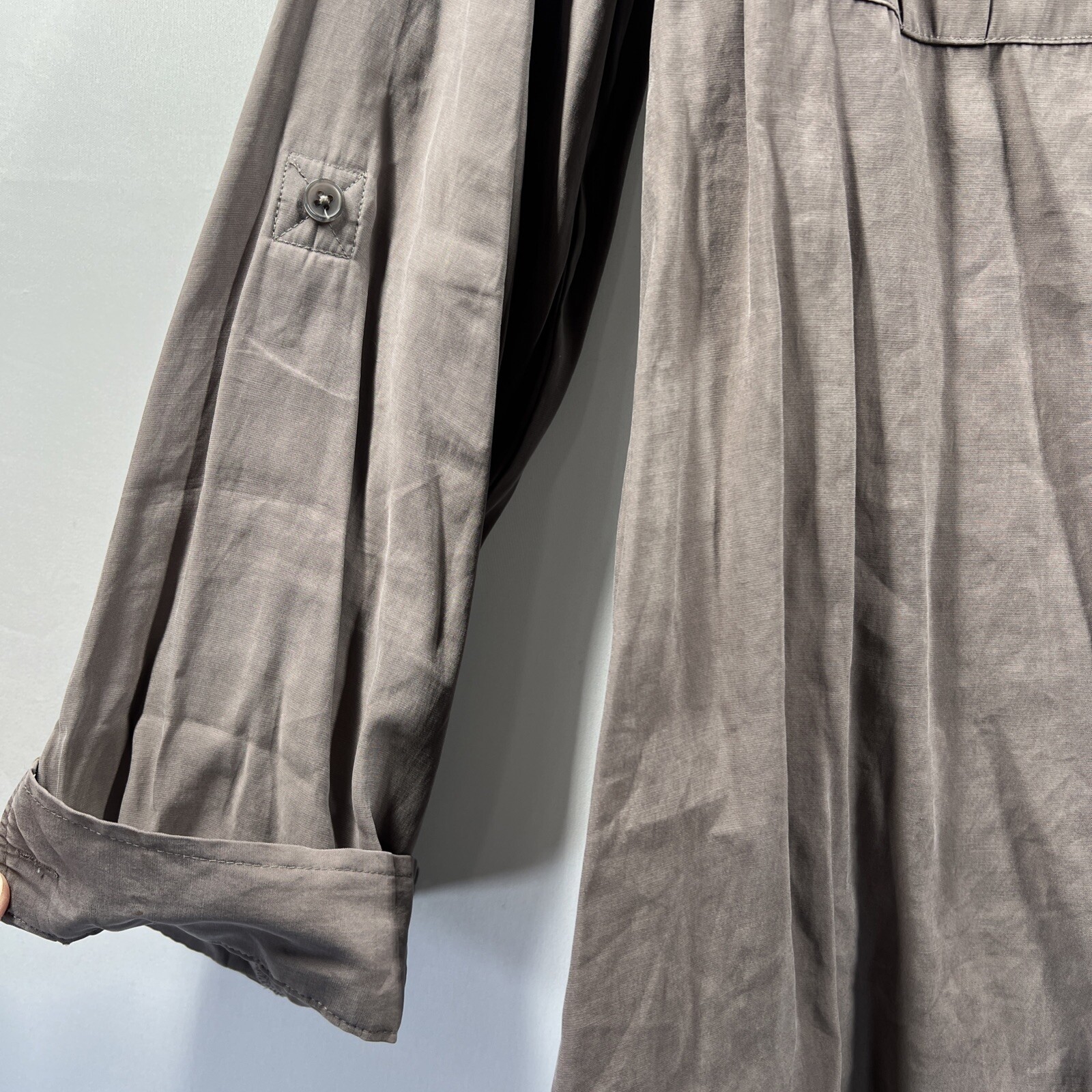 Chicos Blouse Size Large Button Up Solid Taupe Lo… - image 4