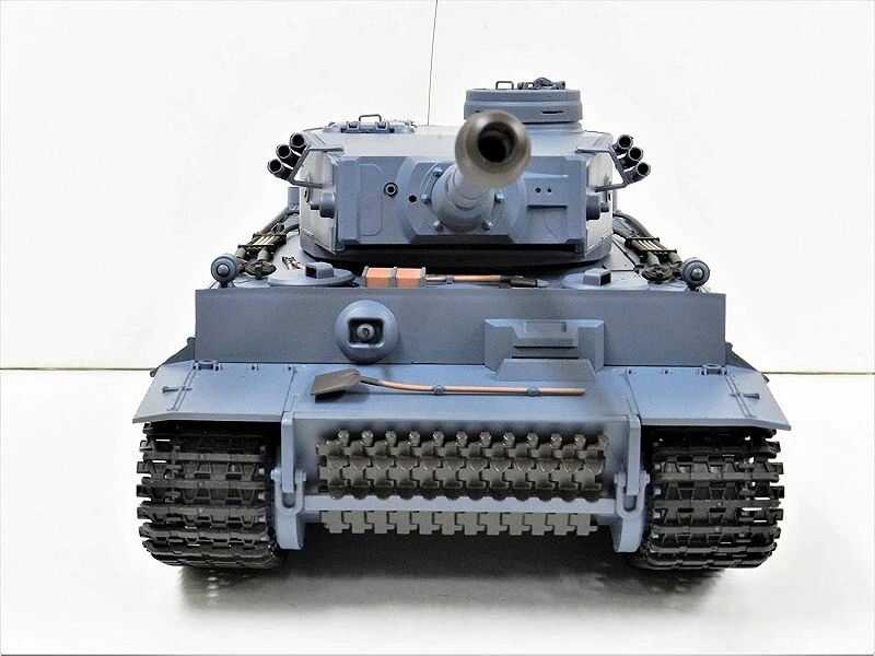 HengLong 2.4GHz 1/16 scale radio controlled German Tiger I Tank 3818-1 7.0Ver - Image 2 of 4