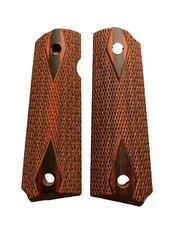 1911 - 1911A1 WWI WWII WOOD PISTOL REMINGTON UMC GRIPS