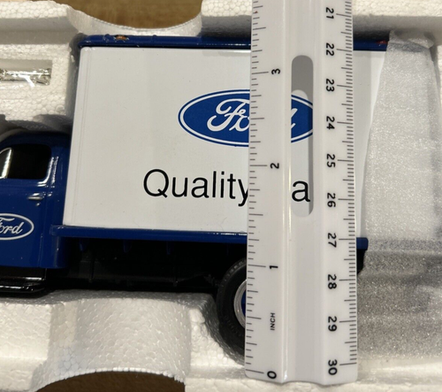 1/34 FIRST GEAR 1951 Ford F6 Dry Goods Van Blue FORD QUALITY PARTS Metal Diecast - Picture 17 of 17