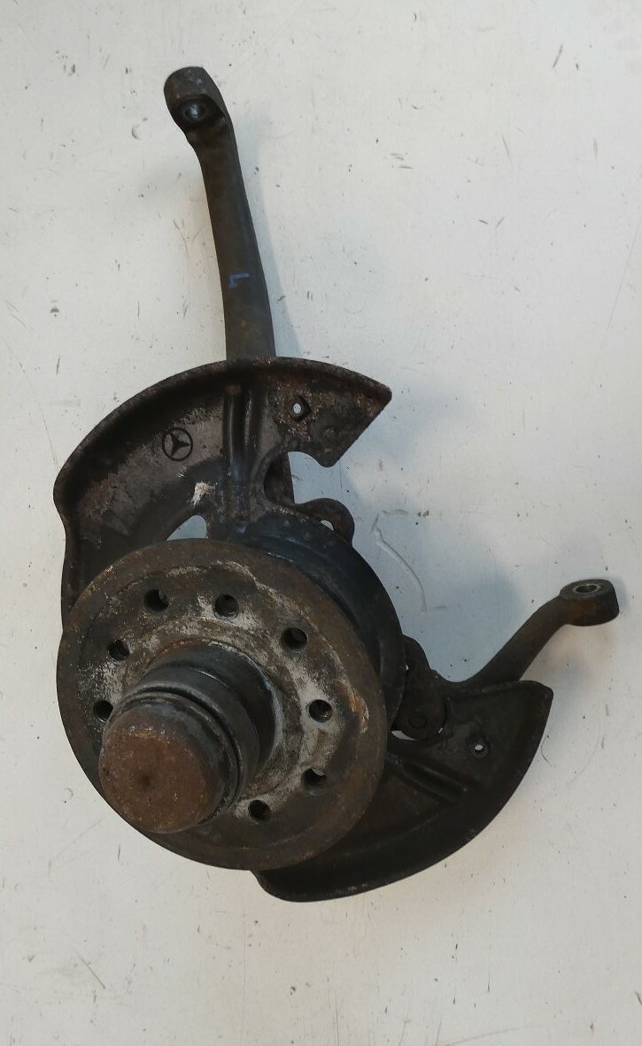 Mercedes W126 300 SE wheel hub steering knuckle front left