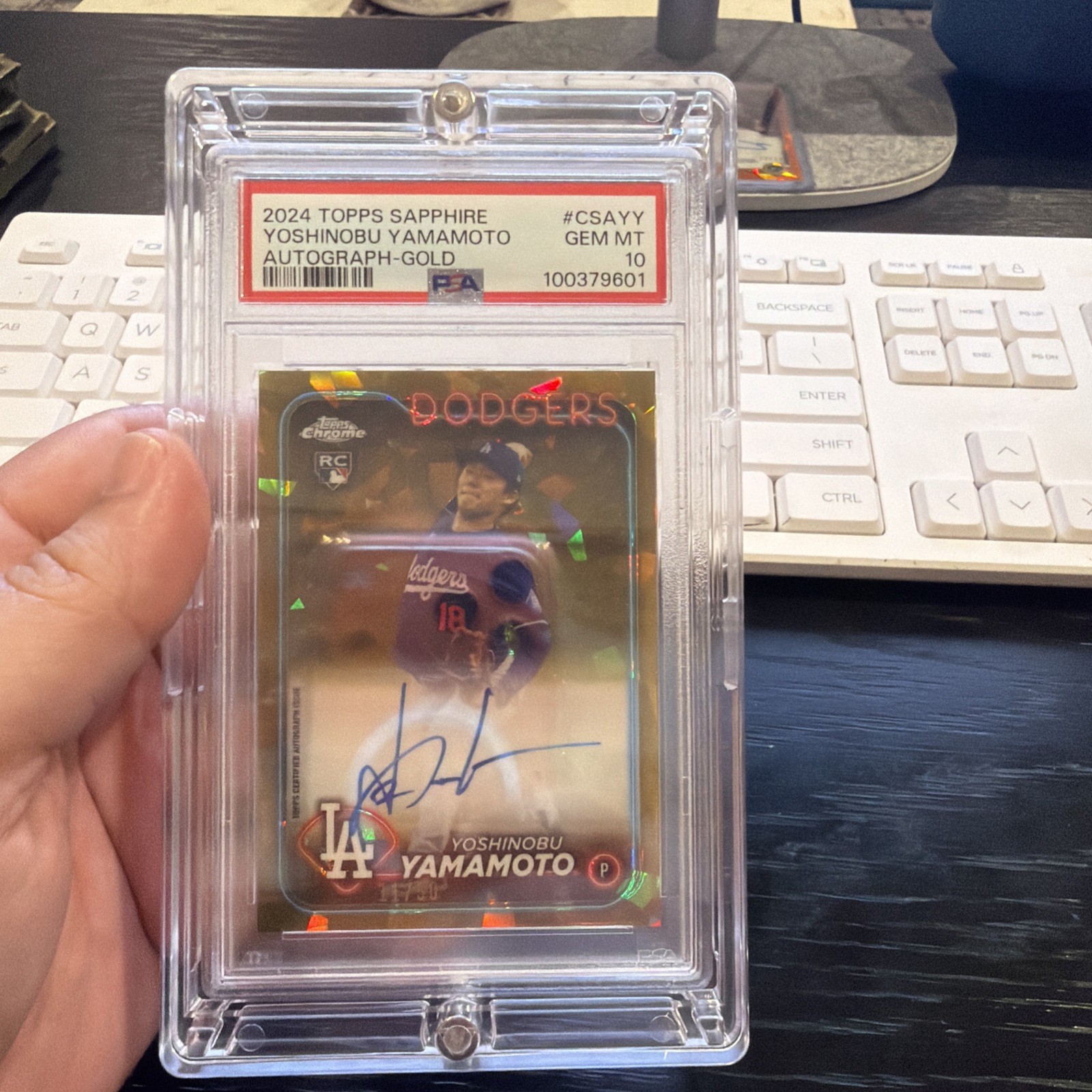 2024 Topps Chrome Sapphire Yoshinobu Yamamoto RC Rookie Auto GOLD /50 PSA 10
