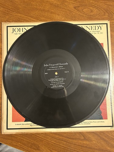 JFK - John Fitzgerald Kennedy - A Memorial Album - LP Vinyl Record 1963 Vintage - Picture 3 of 4