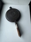 Wagner Ware Sidney O No. 7 1910 Pat Cast Iron Waffle Maker No Base Wood Handle